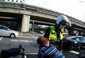 機車，檳榔（圖／翻攝畫面）