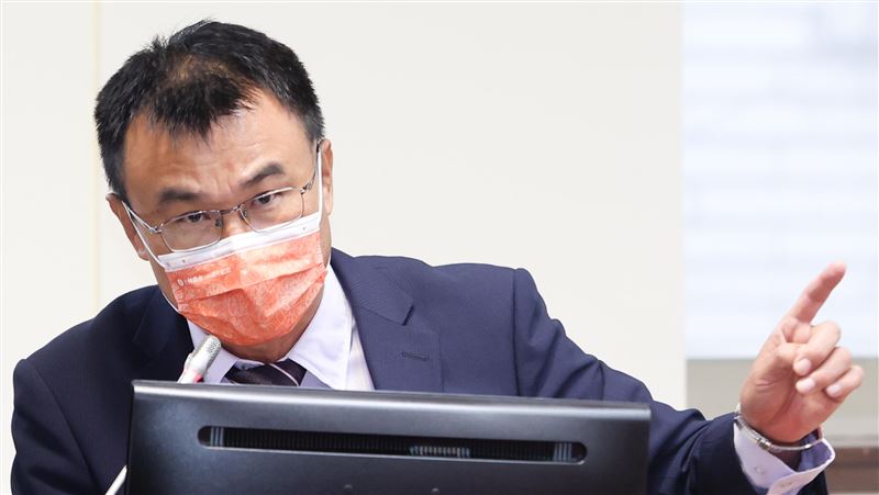 陳吉仲：地方符合　農委會才公告天災救助