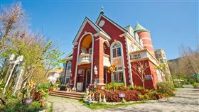 汽車創辦人廖政賜送前妻的「歐莉葉荷城堡」法拍經7次流標終於拍定。（圖／翻攝歐莉葉荷城堡臉書）