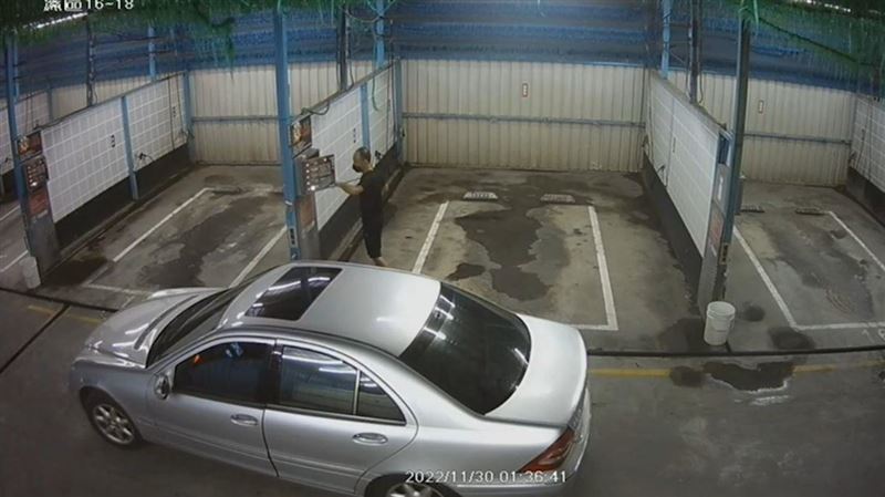 開賓士偷洗車場硬幣　他辯「癌末要買藥」