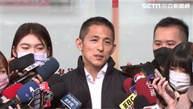 吳怡農出席中吉里捐血活動會前受訪