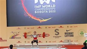 ▲郭婞淳世錦賽挺舉第三把直接挑戰130公斤成功。（圖／翻攝自中華民國舉重協會臉書）

