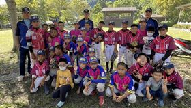 ▲申皓瑋10日到關懷盃擔任監場說，秋訓後二軍總教練陳金鋒也有留功課給他。（圖／中央社）