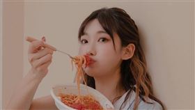 ▲愛莉莎莎跨行「自媒體課程講師」，向粉絲分享收費標準。（圖／翻攝自IGgoodalicia）