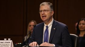 ★美準亞太助卿：美台關係至關重要 將進一步發展美國國務院亞太助卿提名人康達（前）15日在國會聽證會上表示，若提名獲通過，將進一步發展與民主夥伴台灣的強健關係。中央社記者徐薇婷華盛頓攝 110年6月16日