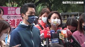 蔣萬安陪同王鴻薇立委參選人赴濱江市場掃街拜會