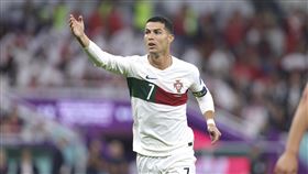 ▲羅納度（Cristiano Ronaldo）替補上場，追平男子球員國際賽出賽196場的紀錄。（圖／美聯社／達志影像）