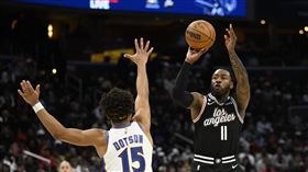 ▲沃爾（John Wall）本季首場先發就面對前東家巫師隊。（圖／美聯社／達志影像）