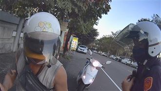 尋親20年！因違規攔查竟意外找回媽媽