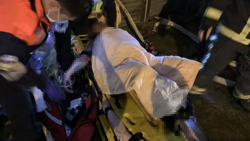 竹北透天暗夜大火　獨居男下半身焦黑搶救