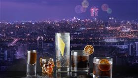 Asia49觀景台可欣賞包含101大樓在內的大台北地區璀璨煙火秀，是新北跨年派對的首選。