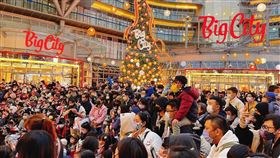 巨城,週年慶,人潮,業績（圖／翻攝自遠東巨城購物中心臉書）