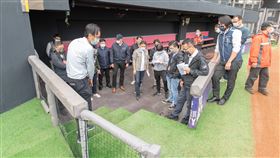 中職、龍來公司場勘新竹棒球場　肯定改善及優化成果（業配勿用）