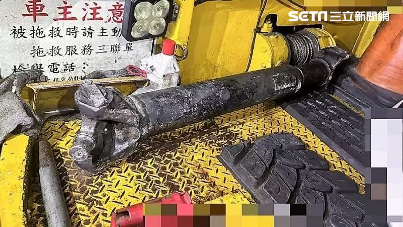 大貨車傳動軸突噴飛　害國道14車全爆胎