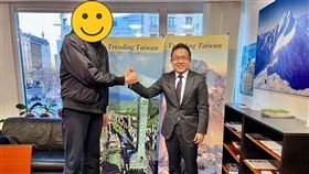 駐匈代表曝「烏克蘭魔獸」空降台籃。（圖／翻攝自劉世忠臉書）