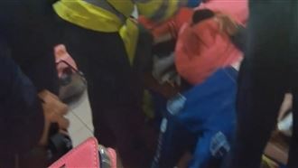 獨居病婦躺床餓2天　見警虛弱吐鼻酸1句話