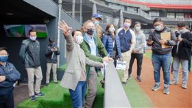 高虹安,新竹棒球場,經典賽（圖／高虹安辦公室提供）