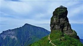 最危險寺廟４面懸崖　懸立2千公尺高山「腳一滑秒喪命 」（圖／翻攝自百度百科）