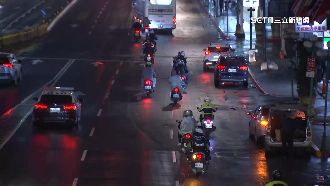 44年禁令掰！忠孝西路昨晚開放遭批沒誠意