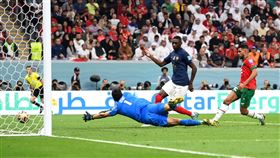 年輕前鋒穆亞尼上場才44秒就幫助法國隊再下一城。（圖／翻攝自推特）