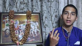 翻攝自《美國約翰霍普金斯大學》、阿南德影片、澤倫斯基ig、普丁推特、攝影者Chad Davis, flickr CC License）