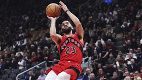 ▲范維特（Fred VanVleet）沒有投進追平比數三分球。（圖／美聯社／達志影像）