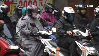 今晨凍7度！機車族改穿「1神物」便宜又暖