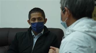 獨／吳怡農陸戰掃四平商圈！店家熱情回應