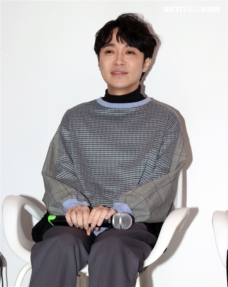 吳青峰出席蔡康永創作展開幕。（記者邱榮吉/攝影）