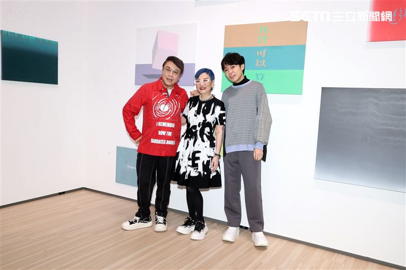 張小燕、吳青峰出席蔡康永創作展開幕。（記者邱榮吉/攝影）