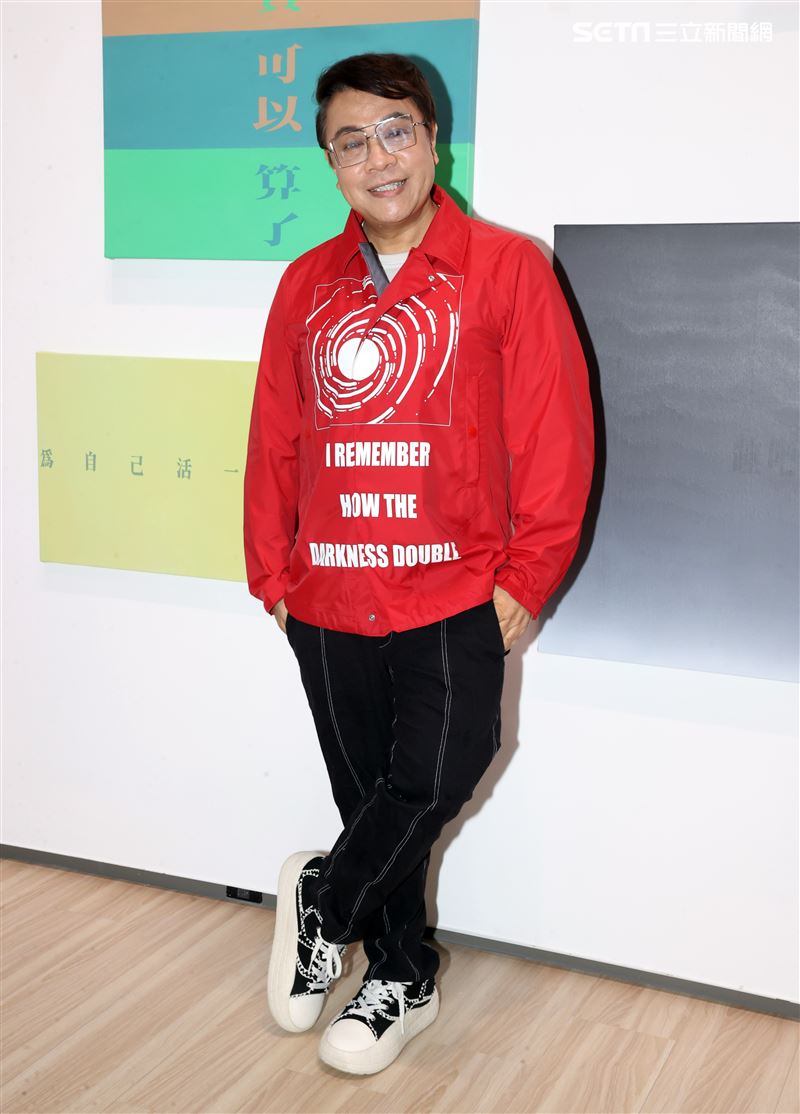 蔡康永創作展開幕。（記者邱榮吉/攝影）