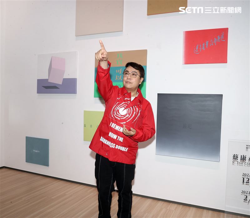 蔡康永創作展開幕。（記者邱榮吉/攝影）
