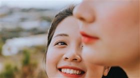 姐妹,姊妹。（示意圖／翻攝自pexels）