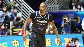 ▲「魔獸」霍華德（Dwight Howard）客場首戰。（圖／記者劉彥池攝影）