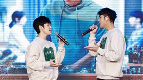 
▲《我的牙想你》鄭湋曄（左起）、許孟哲、張豐豪、周予天、余晉、吳岳擎、黃瀞怡（小薰）、虹茜、鄭心慈出席簽書見面會。（圖／結果娛樂提供）
