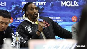 ▲「魔獸」霍華德（Dwight Howard ）17日賽後記者會。（圖／記者劉彥池攝影）