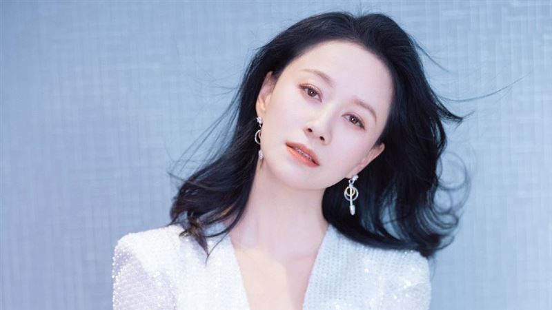 內衣女神昔被疑是變性人　扛前夫4千萬債