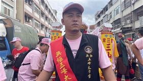 草爺員工疑被附身。（圖／草爺經紀人提供）