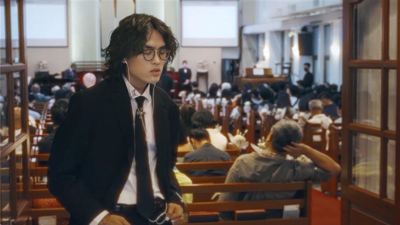 ØZI 師弟大鬧婚禮全被拍　全場看傻曝內幕