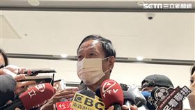 鴻海（2317）創辦人郭台銘回應紫光案。（圖／記者吳康瑋攝）