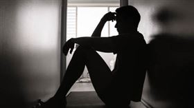 悲傷（示意圖／pixabay）