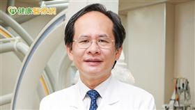 台中榮民總醫院陳適安院長指出，心房顫動可能引起缺血性腦中風，因此心房顫動患者需要積極接受預防腦中風的治療。