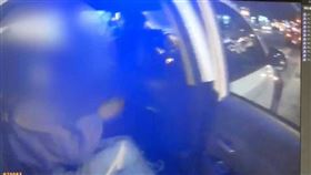 賣淫,皮肉錢,仲介,代辦費,產學合作,人力仲介業者,快錢,新南向政策,實習,廉價勞工