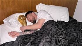 又要破紀錄？梅西「床照」12小時近5000萬讚　瘋狂漲粉1個台灣▲（圖／翻攝自梅西IG）