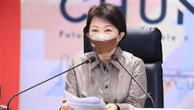 中市府提市政白皮書  盧秀燕：說到做到台中市政府6日在市政會議中提出未來4年市政白皮書，順利連任的市長盧秀燕表示，新的市政白皮書是未來4年總體施政的提煉，她保證說到做到。中央社記者郝雪卿攝  111年12月6日