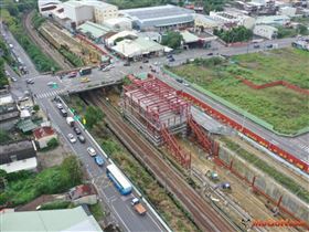 桃園鐵路地下化正依核定計畫全力推動，交通部鐵道局持續積極辦理相關主體工程細部設計及工程發包(圖/交通部鐵道局)