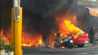 新／冬至拜拜燒光別人家　2大1小一度受困