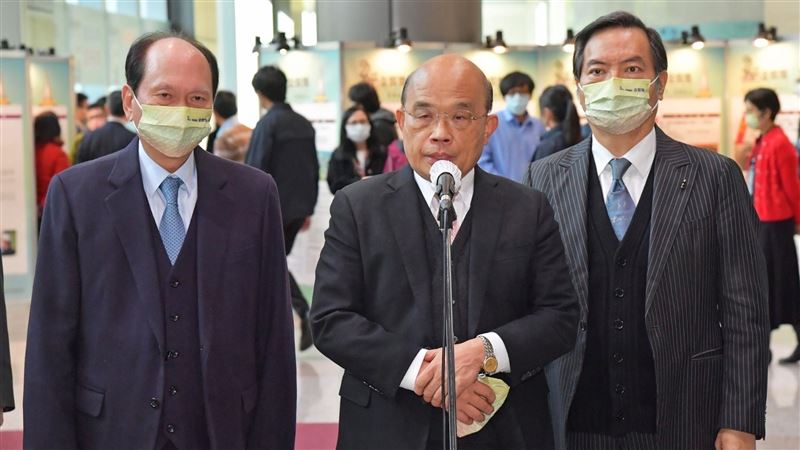 郭台銘、薛瑞元隔空交火　蘇貞昌說話了