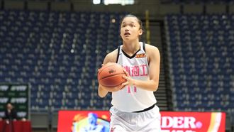 淡商女魔獸狂！蕭豫玟32分24籃板稱霸禁區