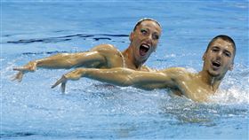 ▲2024年巴黎奧運將首次採納男性運動員參加水上芭蕾項目。（圖／美聯社／達志影像）